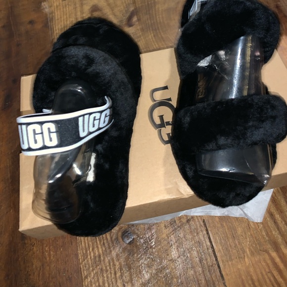 UGG Black Women’’s Oh Yeah slides - Picture 2 of 3